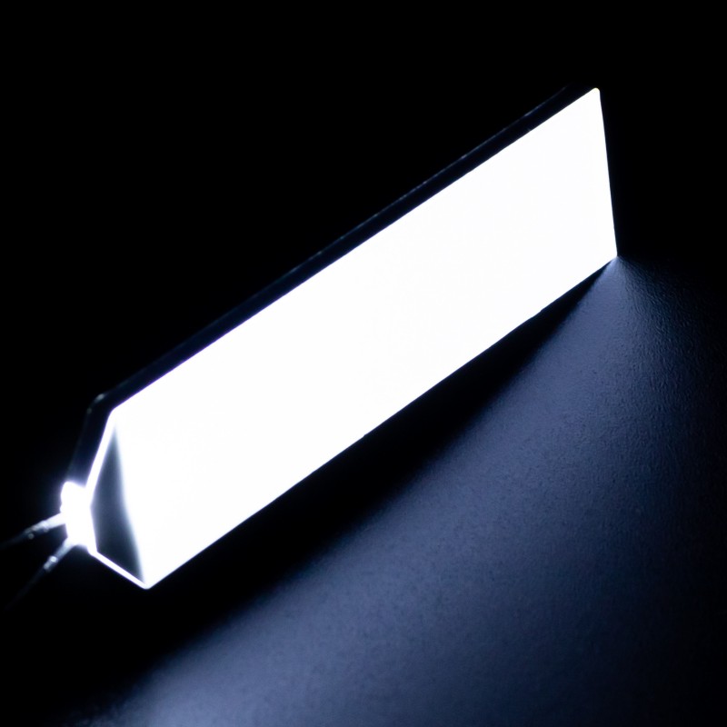 Can High Brightness Side Entry Lighting Optics Light Guides Replace Traditional Backlight Units in Thin LCD Panels