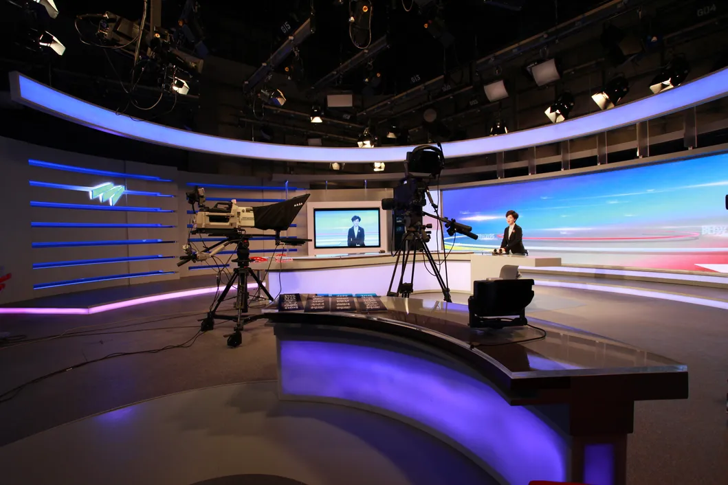 8K 16K Giant Seamless Splicing Rental Display Panels Pantalla Indoor Outdoor LED Screen Signage for Advertising