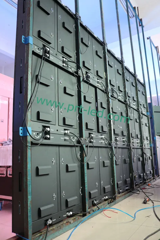 Cheap Cost P10 SMD Full Color Outdoor LED Video Display with High Brightness up 6500 Nits