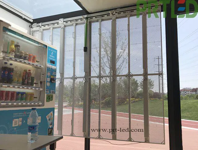 Full Color Glass Transparent LED Display for Outdoor Indoor Advertising (P3.9, P7.8)