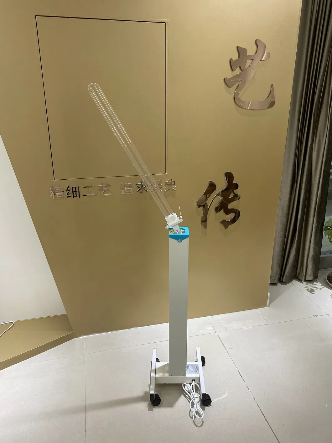 Jiangsu CE Rosh ISO Quartz Tube Small UV UVC Disinfection Sterilization Germicidal Lamp for Home