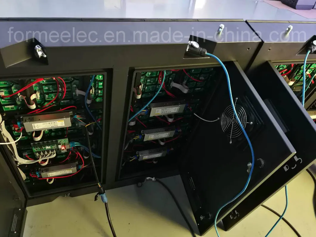 Outdoor P8 LED Display SMD3535 Full Color 1/4scan Iron Cabinet