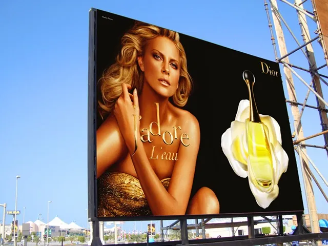 P3.9mm Wide Viewing Angle Full Color LED Wall Outdoor LED Display Screen