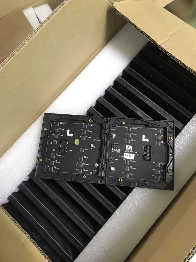 P4 SMD2121 RGB Full Color LED Display Module, Indoor LED Panel, 1/16 Scan 256*128mm, Text, Pictures, Video Show