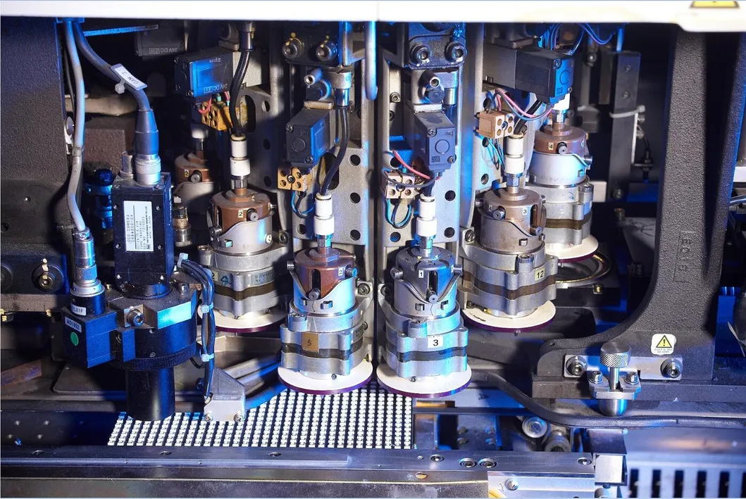 Wall-Mounted Outdoor Transparent LED Curtain Advertising Display Screen